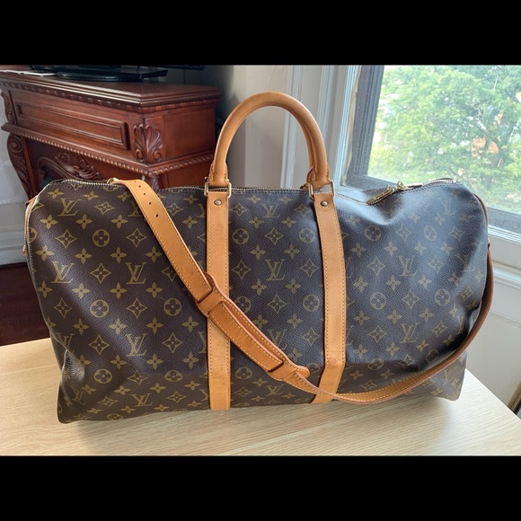 Louis Vuitton Other - 💯% Auth Louis Vuitton Bandouliere 55 Travel Bag